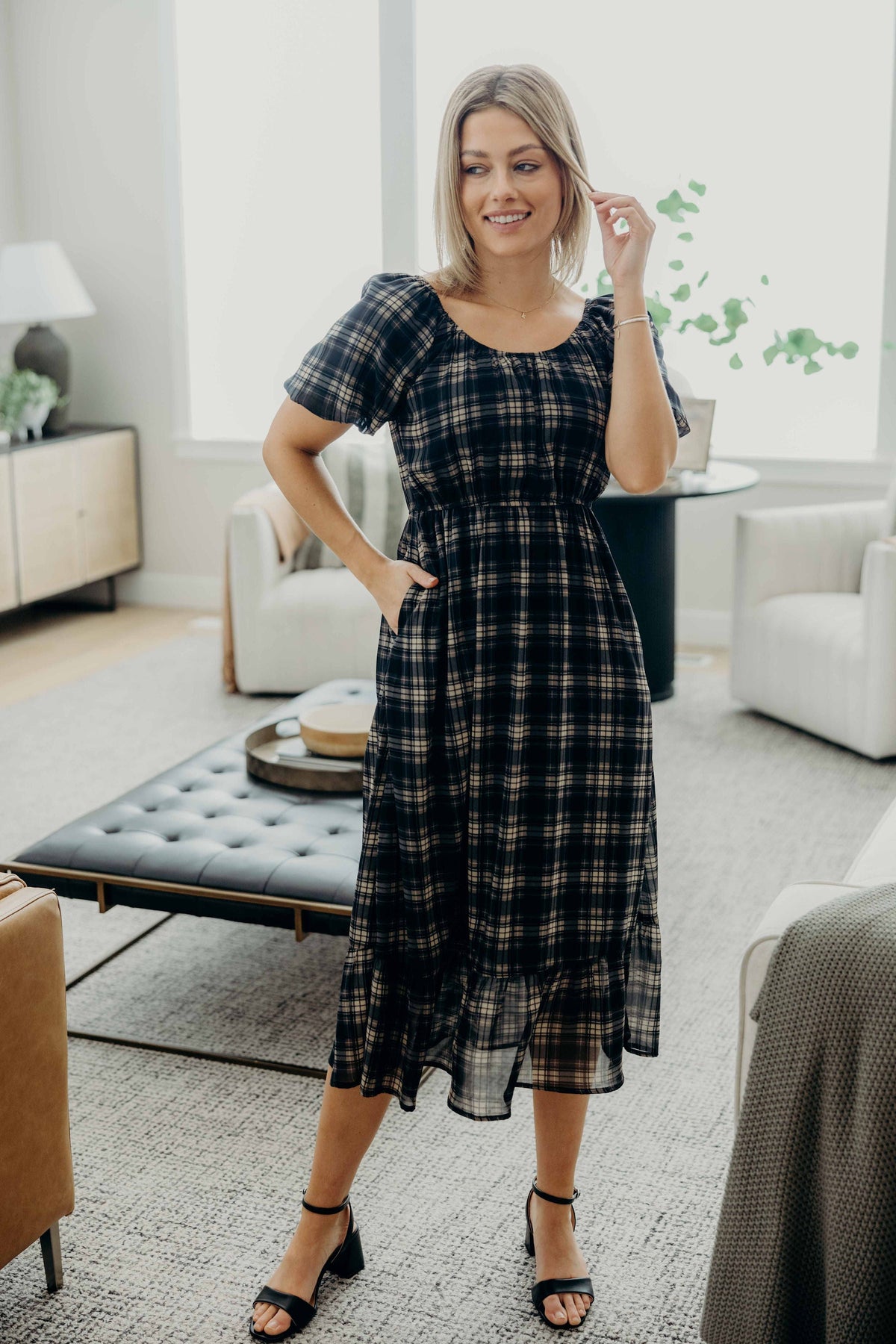 THE TWILA IN INDIGO GRID