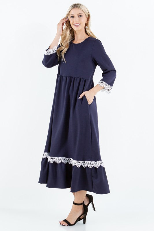 TIERED MIDI DRESS WITH SIDE POCKETS LACE DETAILS