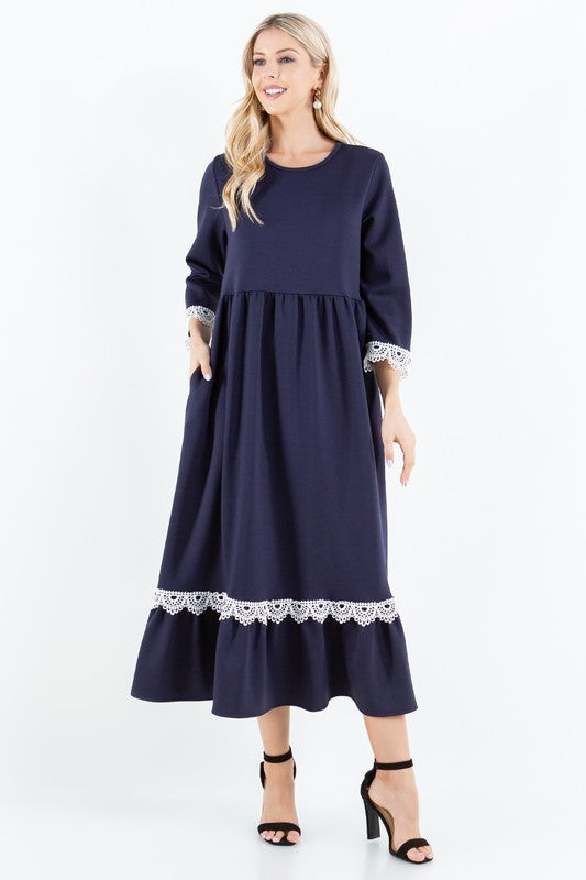 TIERED MIDI DRESS WITH SIDE POCKETS LACE DETAILS