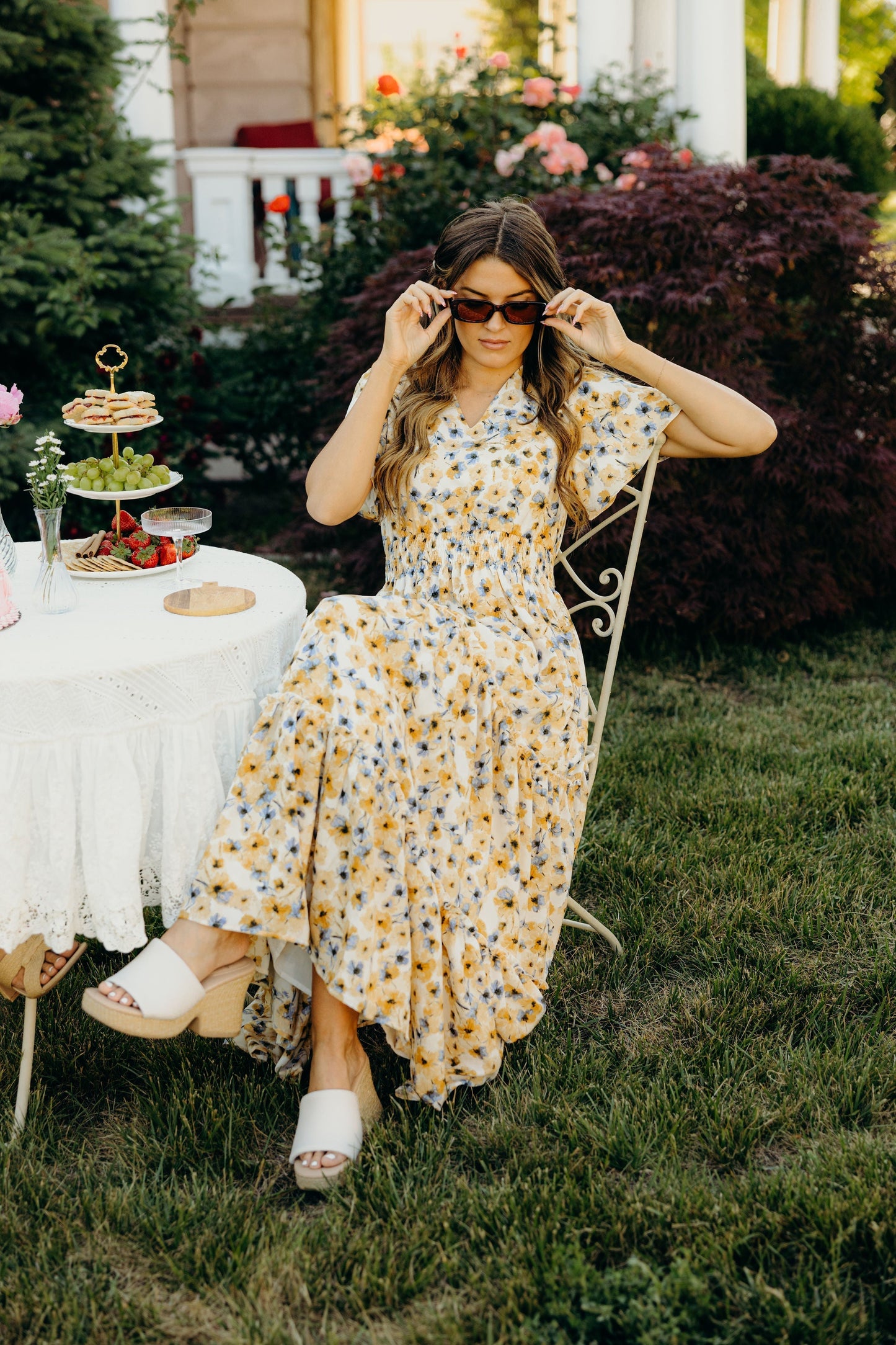 THE EDEN IN GOLDEN IRIS