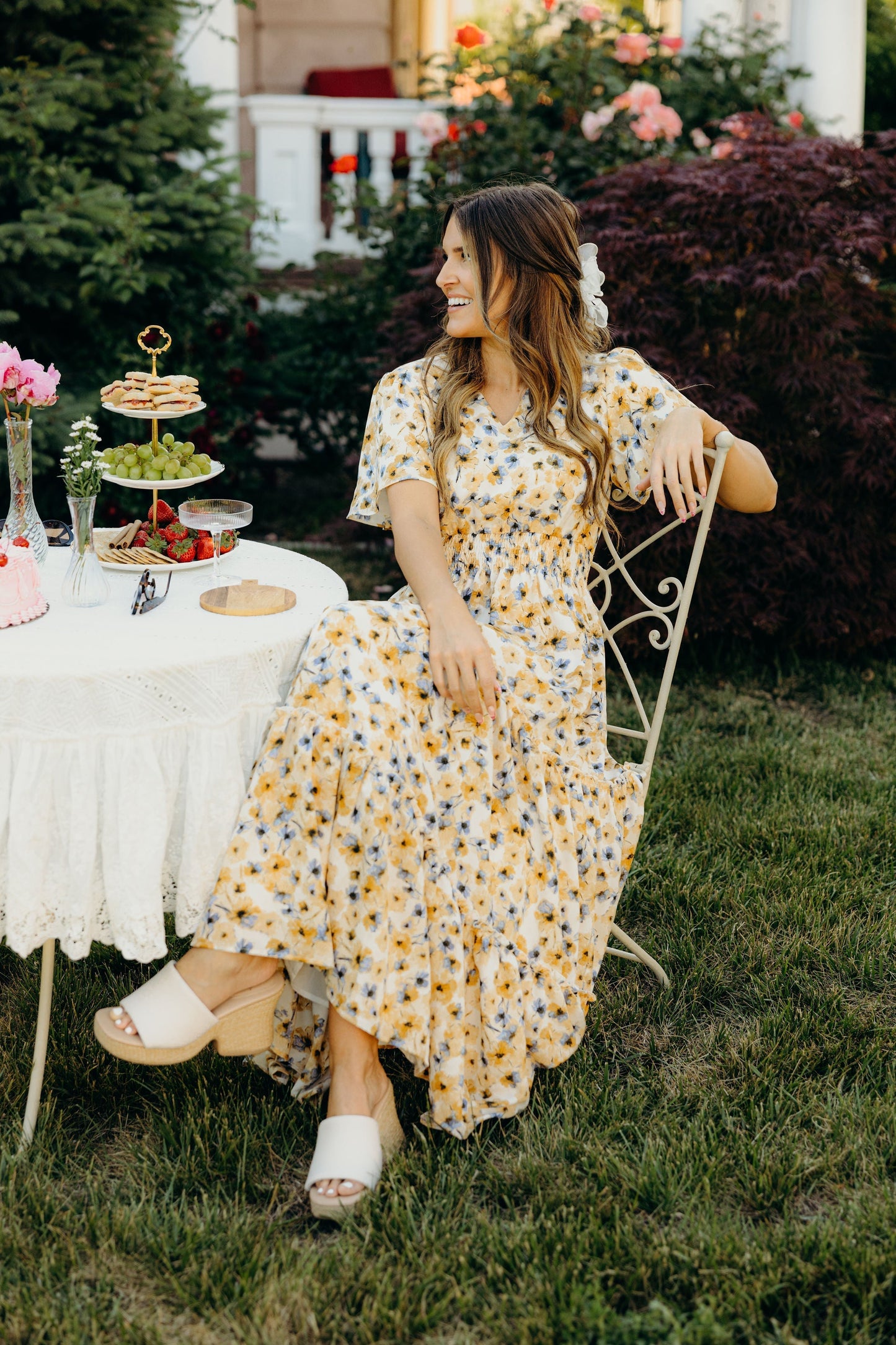 THE EDEN IN GOLDEN IRIS