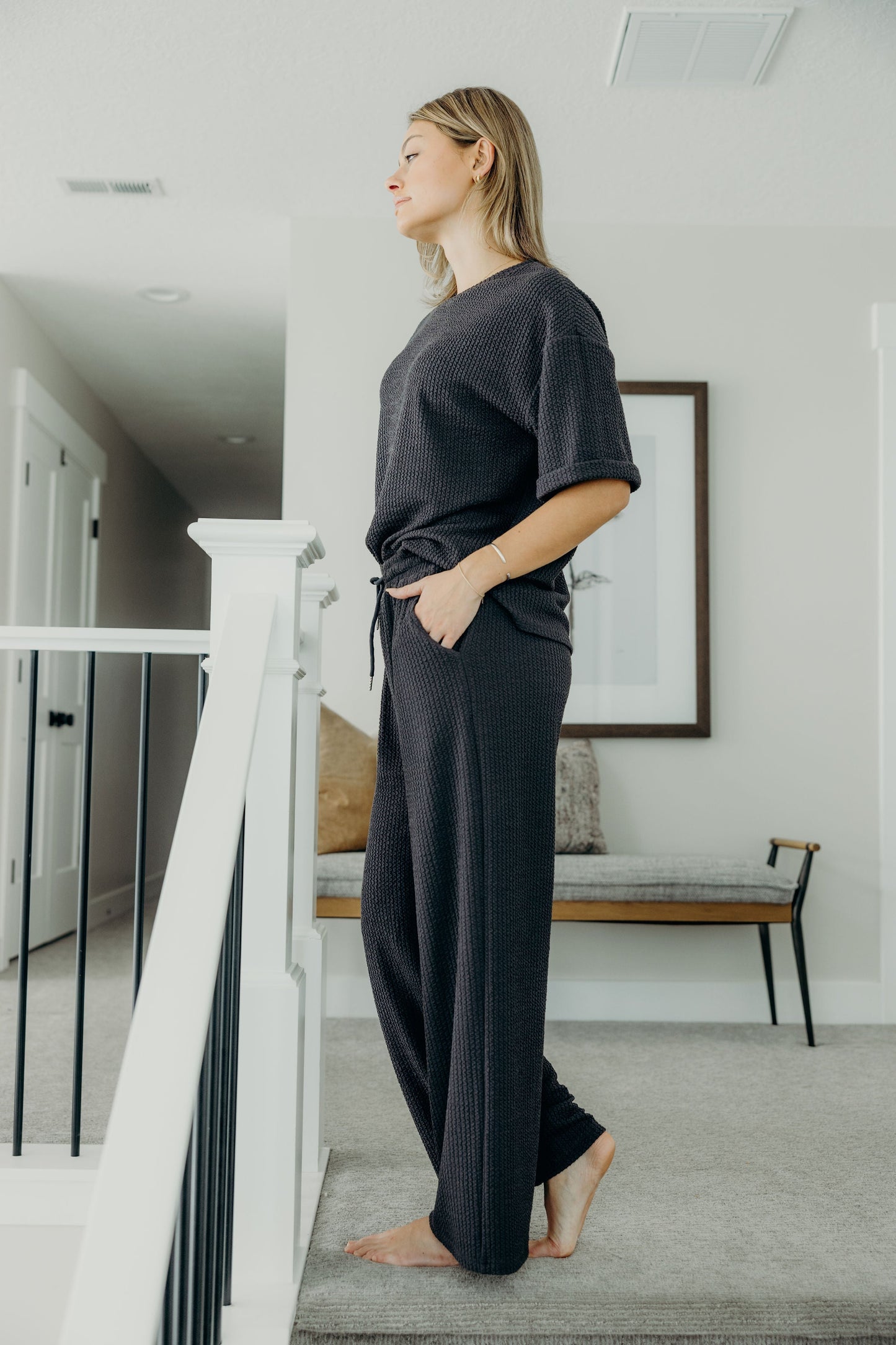 TEXTURED KNIT PANT IN RICH CHARCOAL