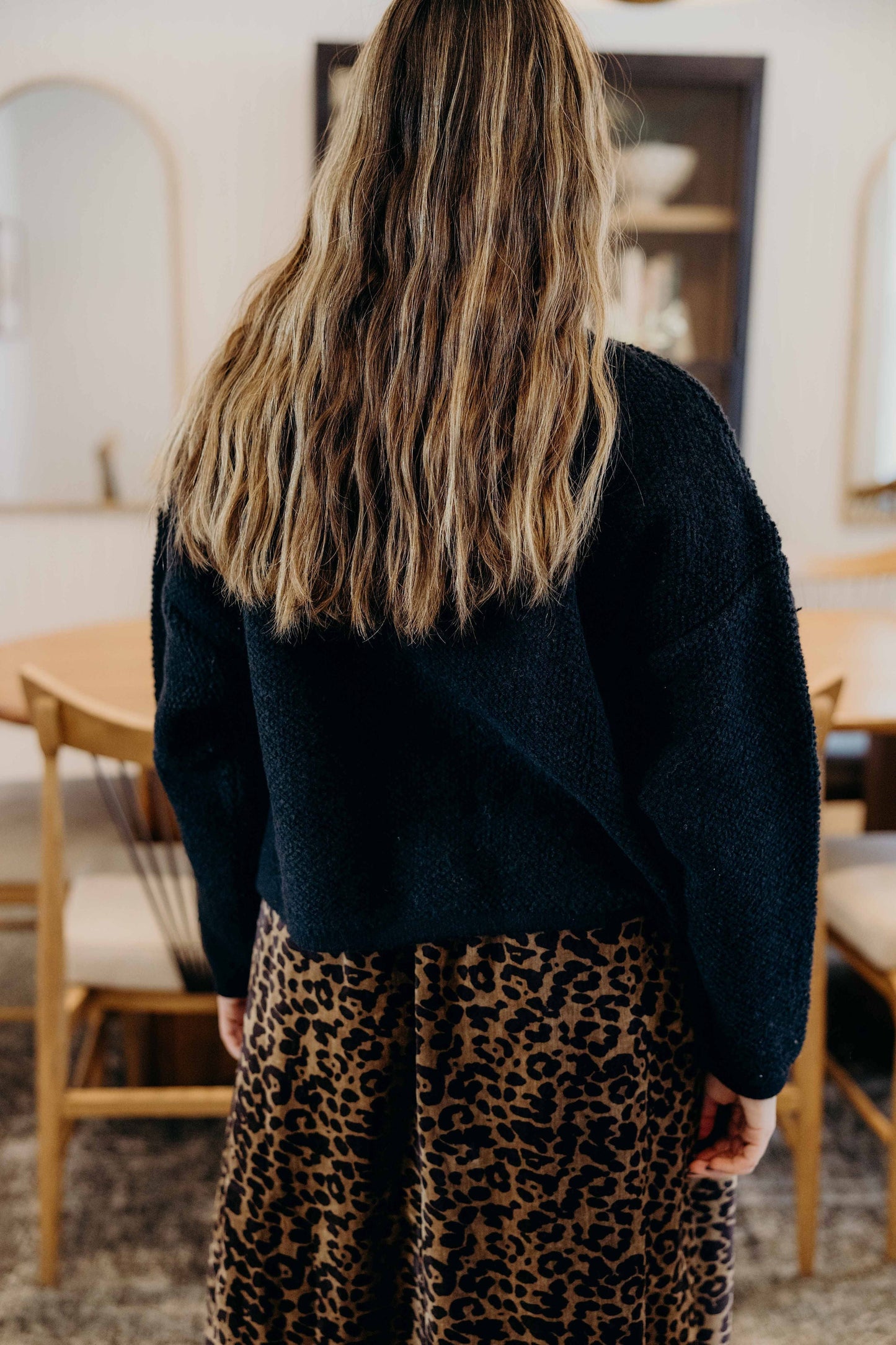 BUTTON FRONT CARDI IN BLACK